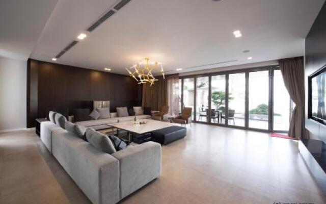 THE FIVE - 5BR - Ocean Villas Da Nang