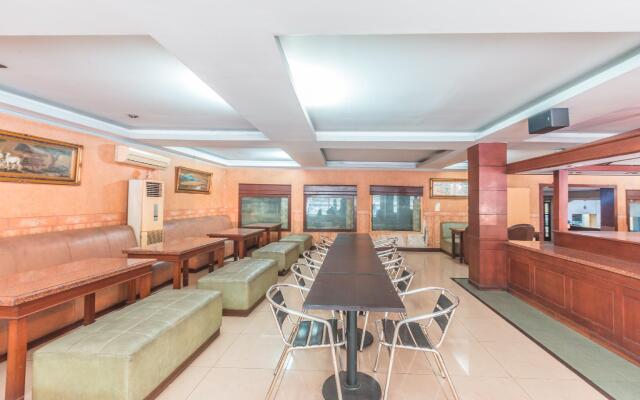 OYO 1383 Taman Cibinong 2