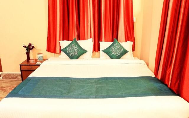 The Kolkata Hotel by OYO Rooms