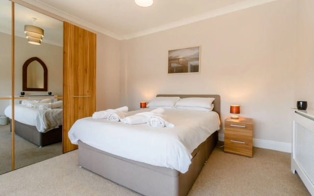 1 Roxby Terrace