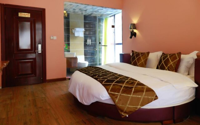 Yangshuo Li Yue Hotel