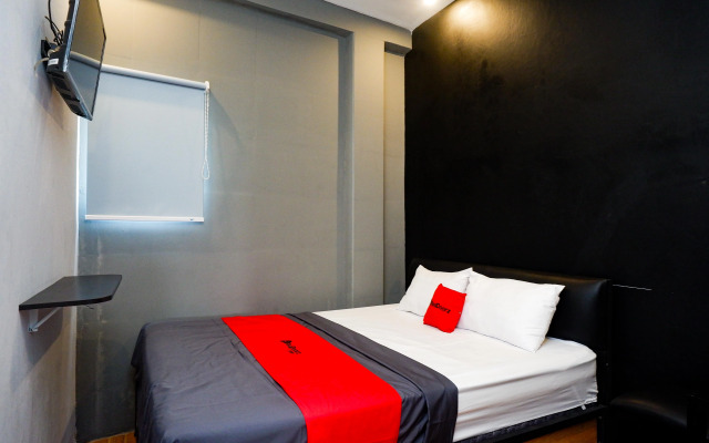 RedDoorz @ Jalan Raya Baturaden 2