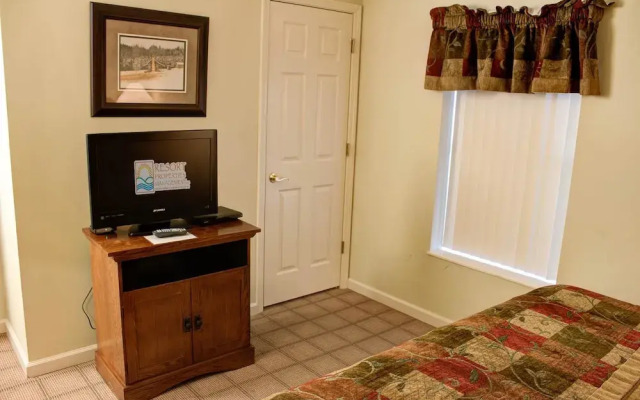 Whispering Pines 424