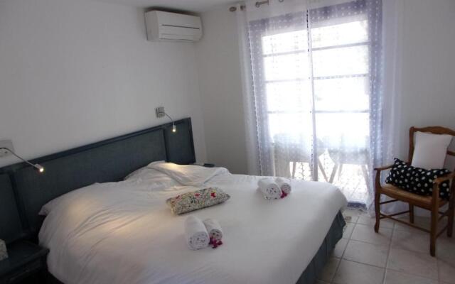 Beautiful Duplex House With Terrace and garden