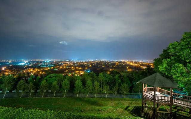 Hualien AzureVILLA B&B