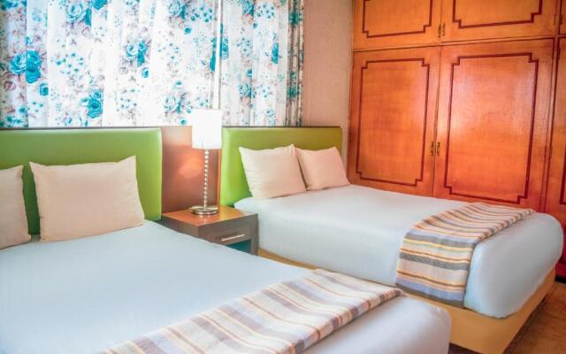 Capital O Suites Del Sol