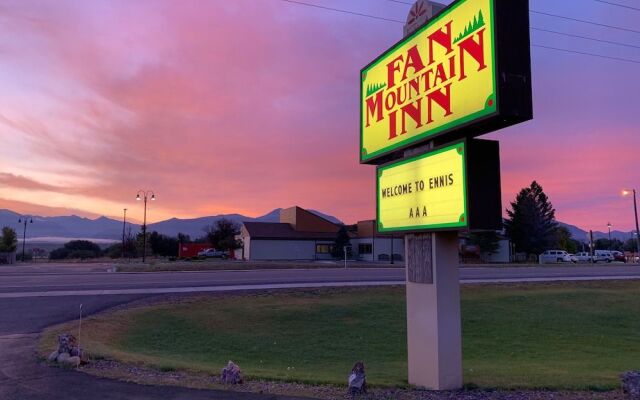 Fan Mountain Inn