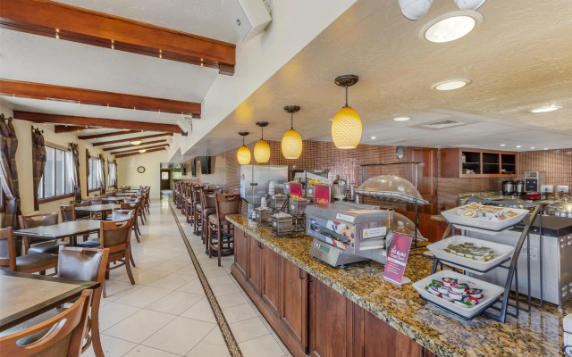 Best Western Plus Greenwell Inn