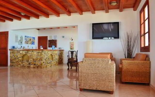 Paradise Resort Hotel