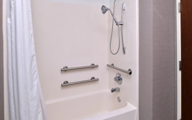 Holiday Inn Express Hotel & Suites Lonoke I-40 (Exit 175)