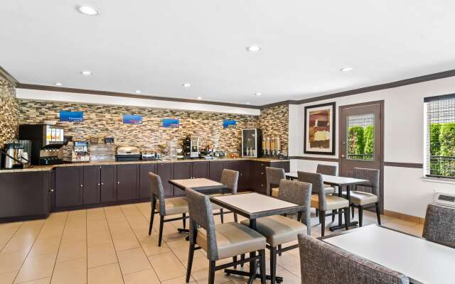 Best Western Maple Ridge Hotel