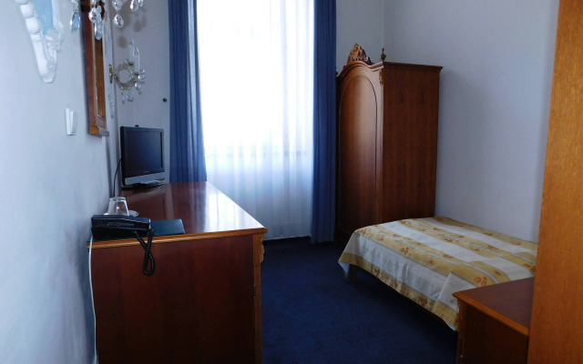Vysehrad Hotel