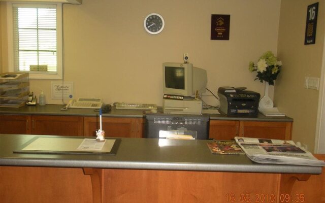 Motel 6 Kamloops, BC