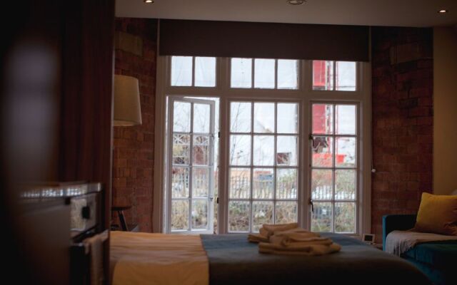 Riverside Studios