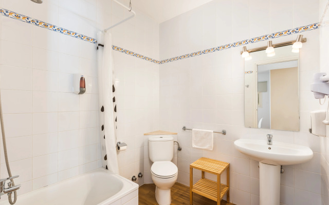 Hostal Jume - Urban Rooms