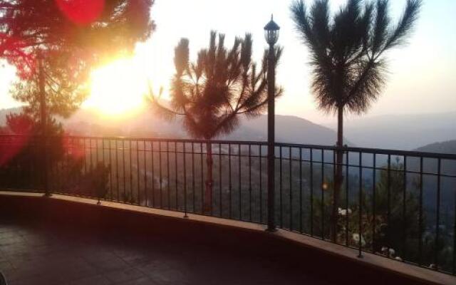 Pine View Hotel Azour-Jezzine