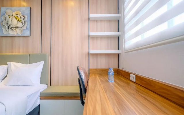 Cozy Living Studio At Evenciio Apartment Margonda Near Ui
