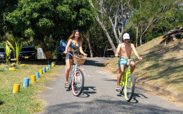 Hosteria florida tropical