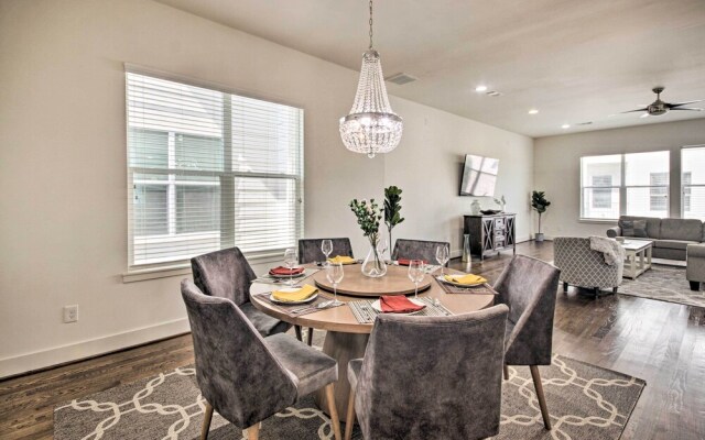 3-story Home Near Museums, Nightlife & Downtown!