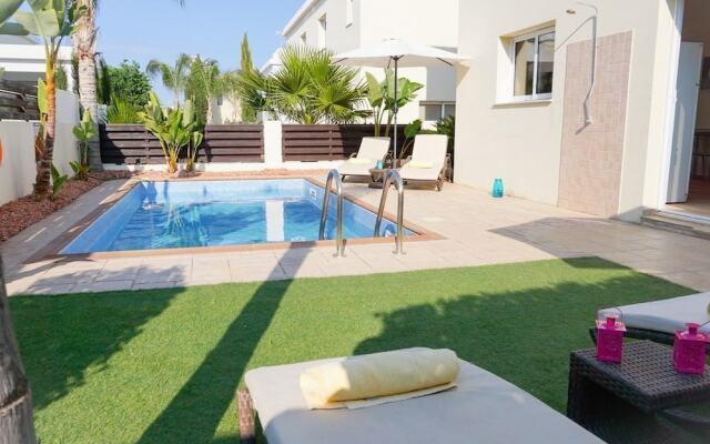 Villa Soraya 3 by Ezoria Holiday Rentals