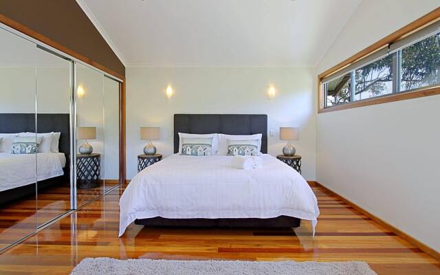 A PERFECT STAY –Blue Bliss