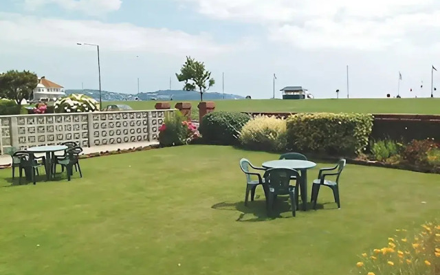Cambria Hotel