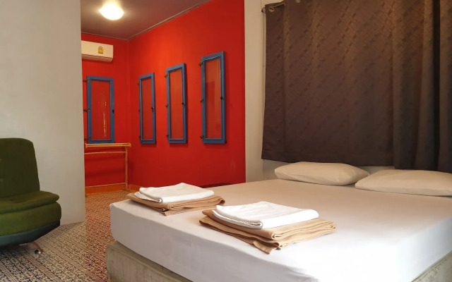 Super Hostel