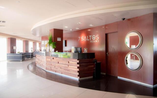 7 Saltos Resort