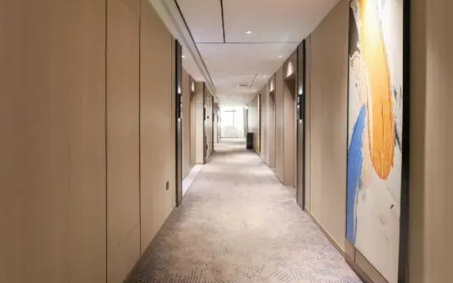 Xinyaxuan Hotel (Yudong High-speed Railway Station)