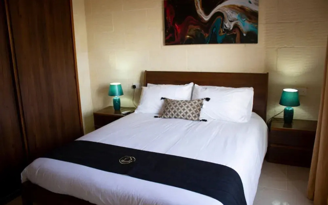 Kenn Gozitan Villa and Pool