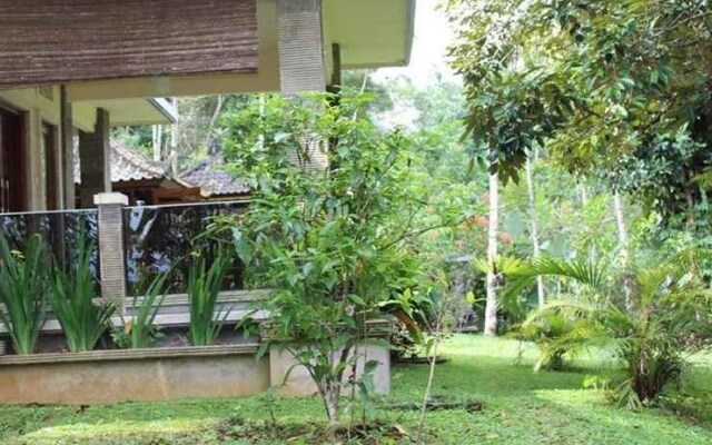 TEGAL JERO Homestay