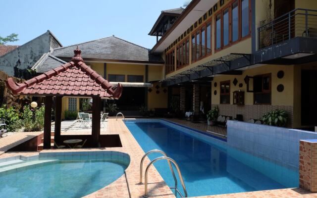 Villa Alifa