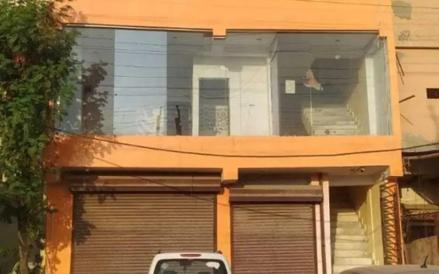 OYO 93322 Kohli Palace 2