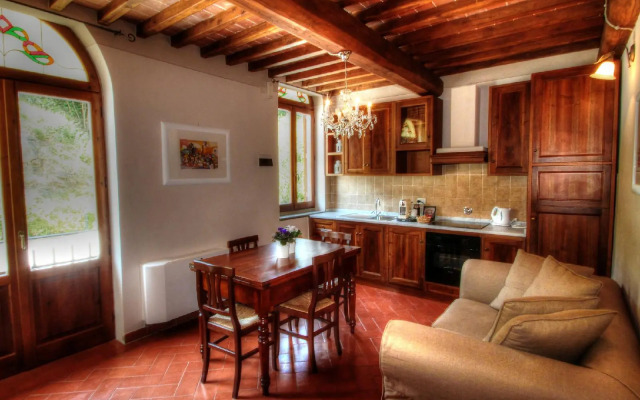 Mansion 2 Bedrooms  - Two Bedroom