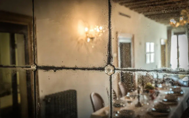 Palazzina Canal - Experience and Enjoy 5 Elegant Bedrooms