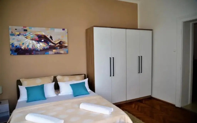 Apartment Zdenka - 100 m From The Beach