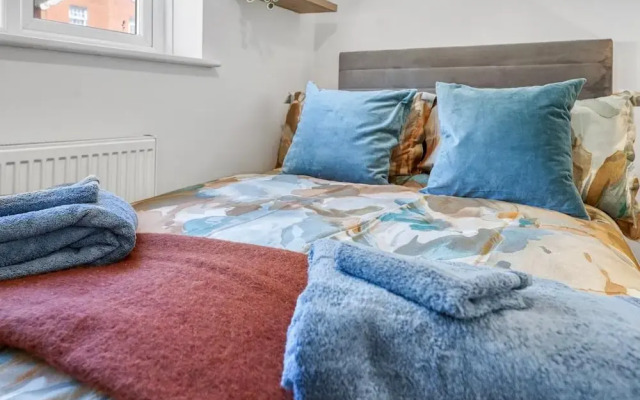Knights Rest -beautiful Home in Dover With Parking