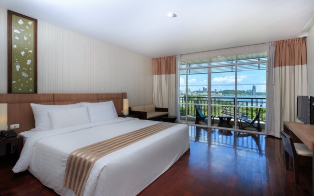 The Pattaya Discovery Beach Hotel Pattaya