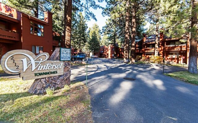 Winterset #33 - Near Golf, Shops & Eats!