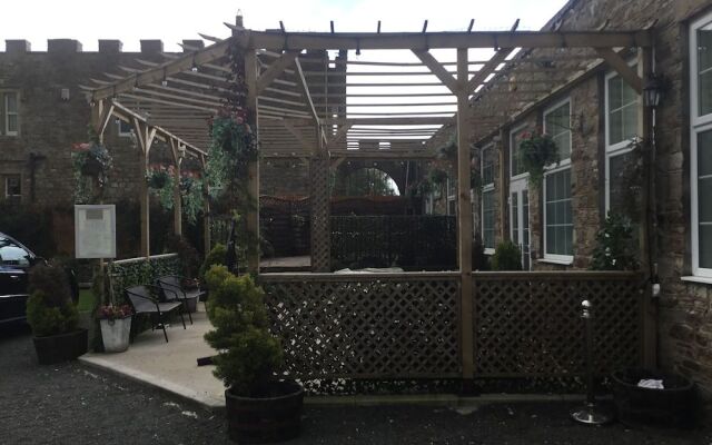 Blenkinsopp Castle Inn