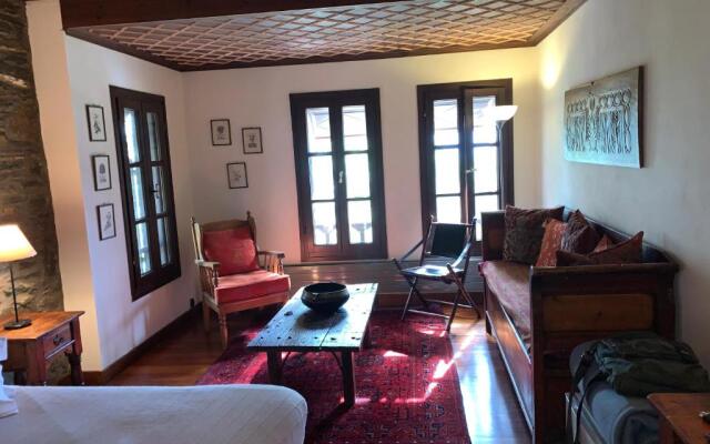 Palio Eleotrivio Guesthouse