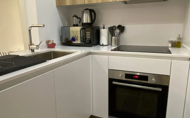 w Warm Modern 1BR Apartment in Chueca