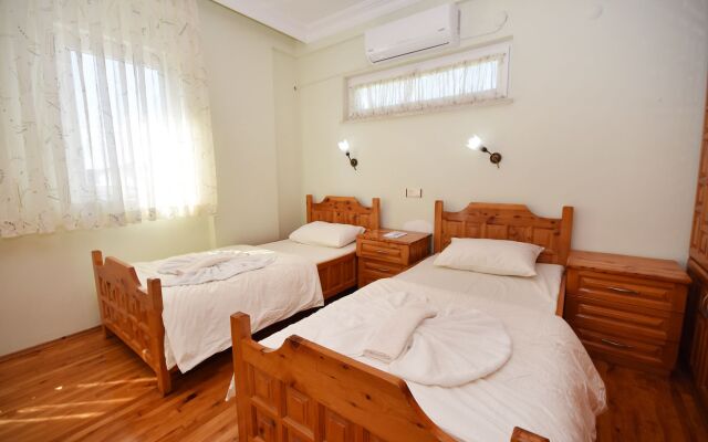 OVA7900 Villa Nail 2 Bedrooms