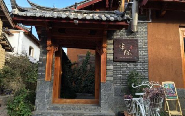 Lijiang Sunshine Garden Villa