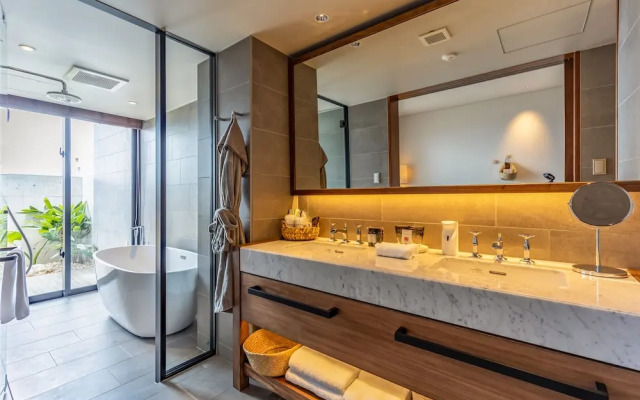 One Suite THE GRAND