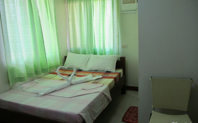 Sea Jewel Beach Resort Puerto Galera