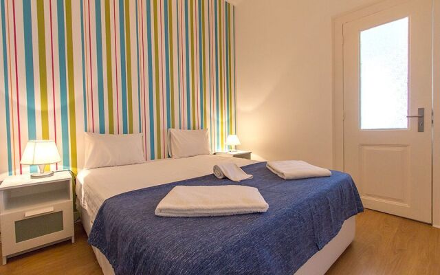 Bairro Alto Deluxe by Homing