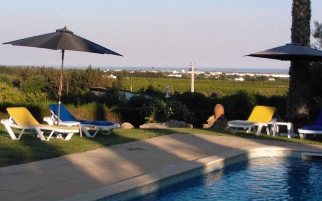 Quinta Da Moura - Casa De Campo