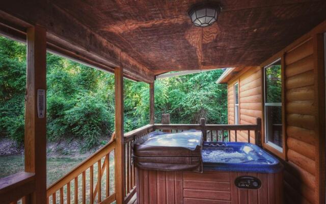 *New Cabin 5min From Parkway*Deer Hollow