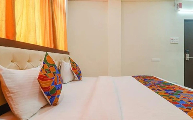 Fabhotel Paradise Park